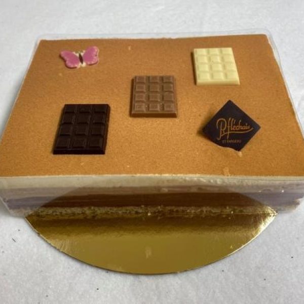 imgi_25_carre-trois-chocolats-1622710453