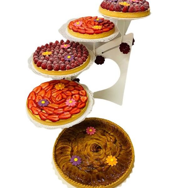 imgi_29_grands-gateaux-sur-socle-blanc-1-1651312766